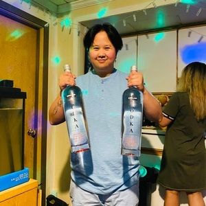 Meet your Posher, Jeanzk